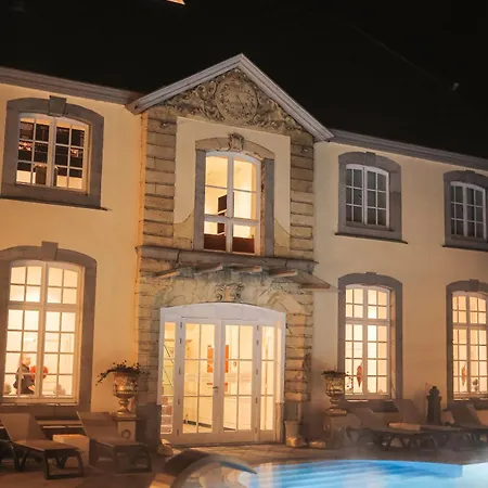 Hotel Le Chateau Des Thermes 4*
