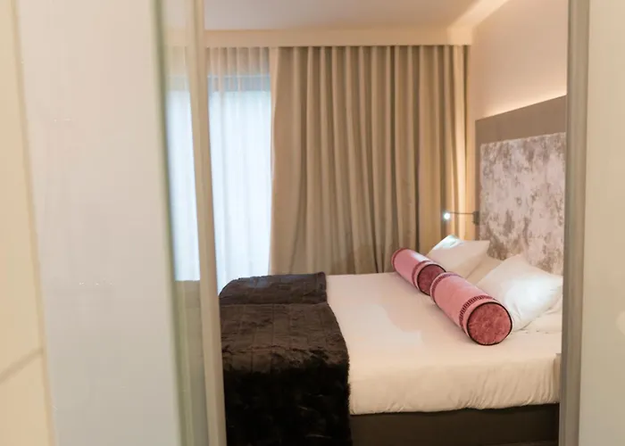 Hotel Le Chateau Des Thermes 4*