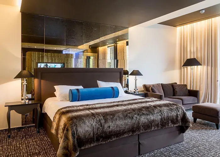 Le Chateau Des Thermes